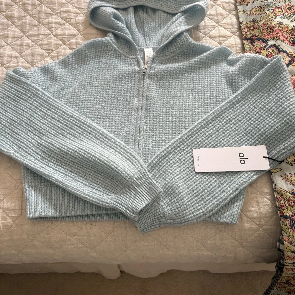 ALO Cashmere Plus Waffle Full Zip Hoodie - Crystal Blue NWT - Picture 7 of 9